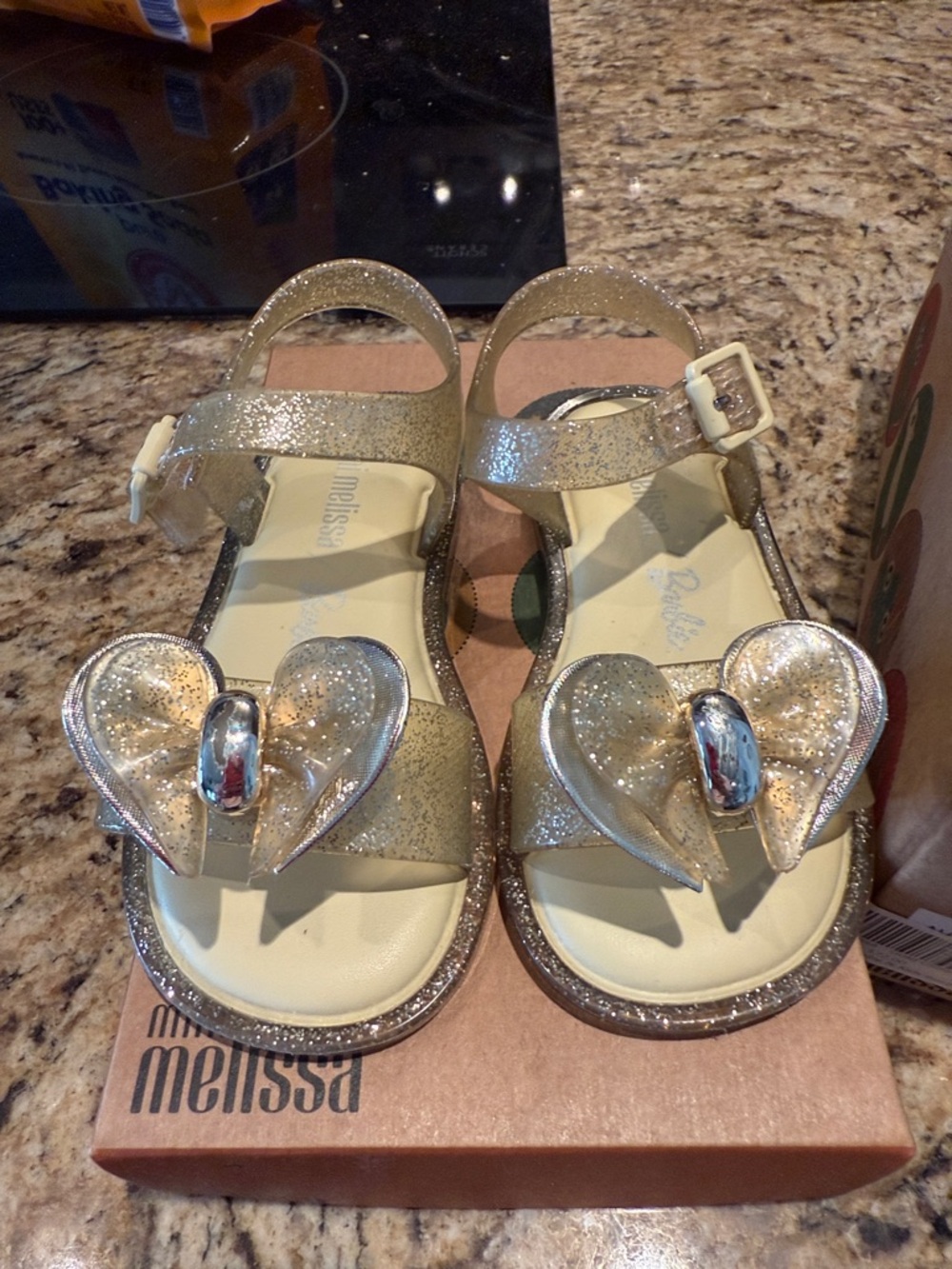 Melissa Girls Glitter Heart Sandals in Gold